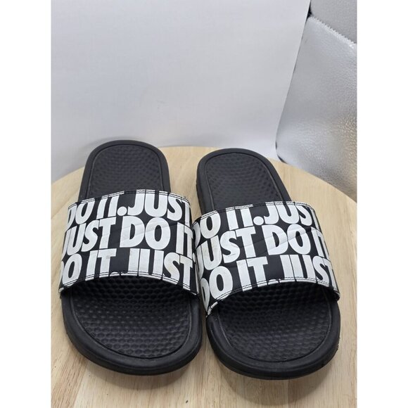 Mens Size 10US Nike Black Slide Benassi JDI Just Do It Logo Slippers Flip Flops - Picture 4 of 8